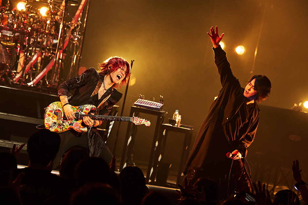 35th ANNIVERSARY TOUR 2024 ERA TO ERA "BRAND NEW CHAOS"