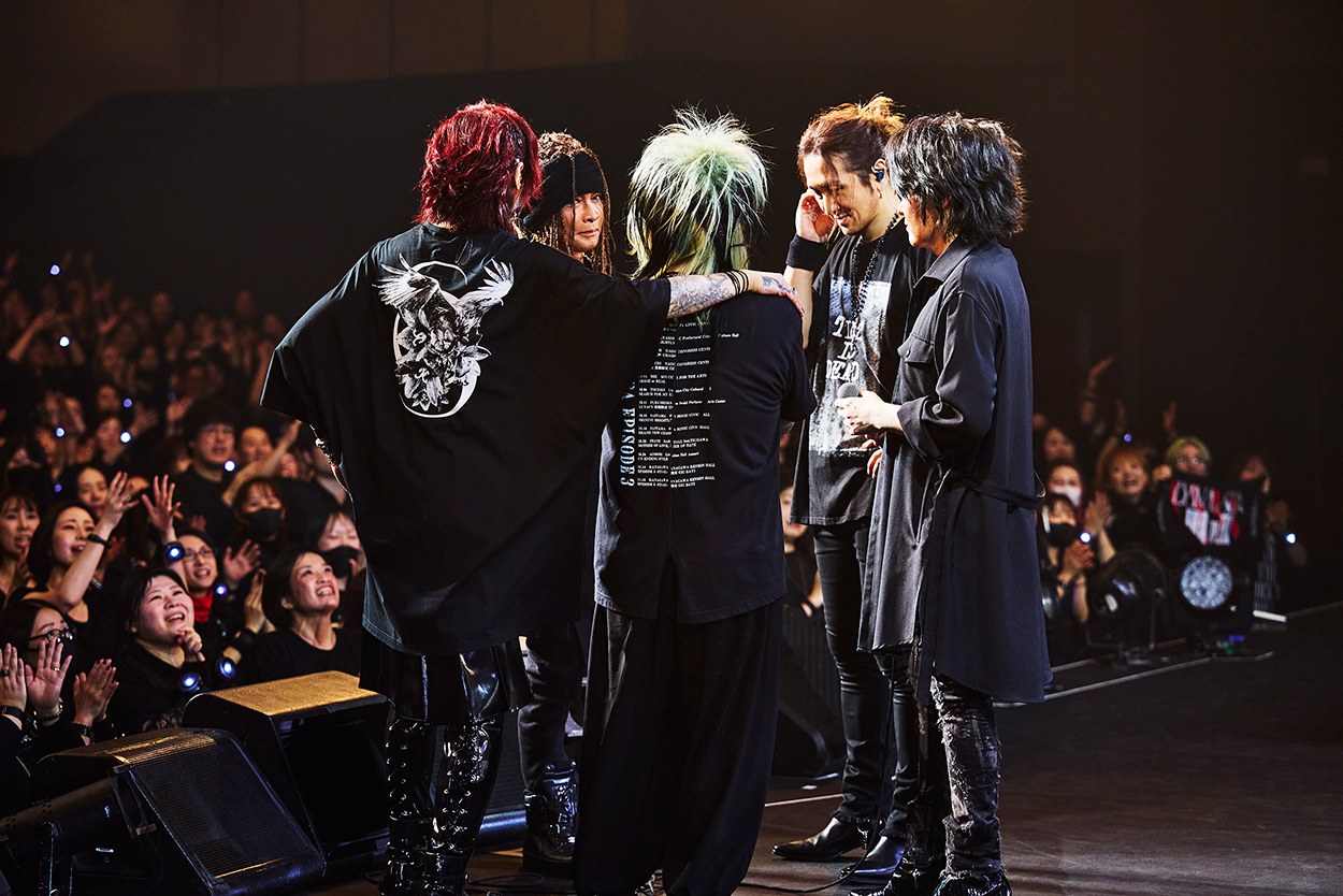 35th ANNIVERSARY TOUR 2024 ERA TO ERA "EPISODE 3 -FINAL- 黒服限定GIG DAY2"